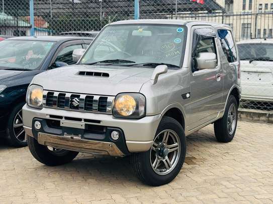 Suzuki Jimny Adventure 4x4 image 4