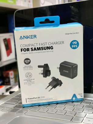 Anker powerport III 25W wall charger image 2