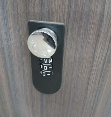 Office Desk: 1800mm L-Extension Corporate Office Desk image 3