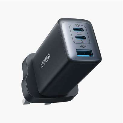 ANKER POWERPORT III 65W 3_PORT GAN CHARGER image 3