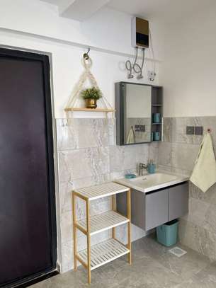 Furnished 1 Bed Apartment with En Suite at Valley Arcade image 8