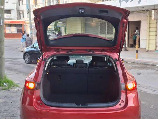 MAZDA AXELA image 7