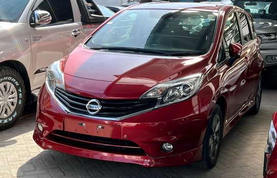 NISSAN NOTE 2016MODEL. image 2
