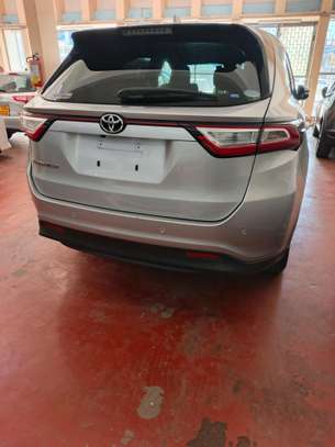Toyota Harrier silver  2018 image 6