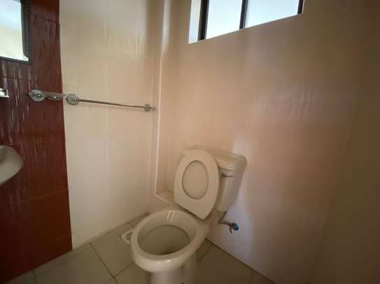 3 Bed Apartment with En Suite in Kileleshwa image 10