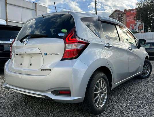 NISSAN NOTE E-POWER MEDALIST image 13