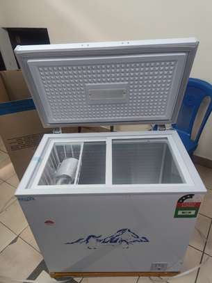 Icecool 169 litres energy saving chest freezer image 1