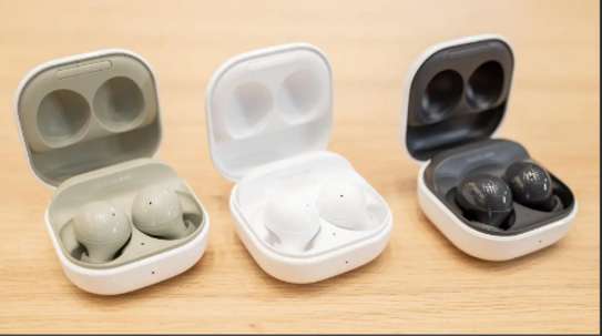 Galaxy Buds 3 (Silver, White) image 2