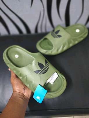 Adidas Yeezy Slides size:40-45 image 4