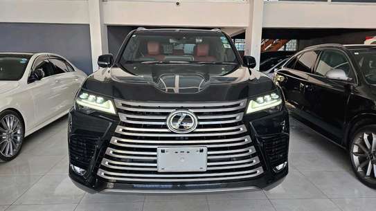 Lexus LX600 black 2024 zero mileage image 11