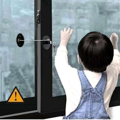 Child Safety fridge lock with  key image 2