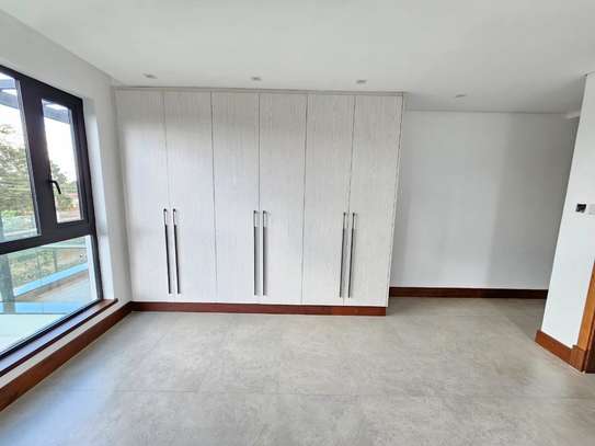 5 Bed House with En Suite in Kitisuru image 35