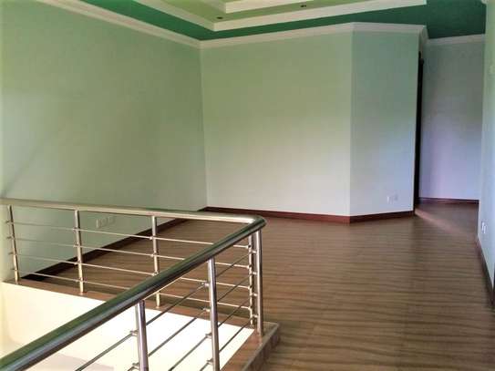 4 Bed Townhouse with En Suite at Hillview Close image 7