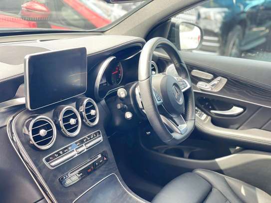 MERCEDES BENZ GLC43 2019MODEL SUNROOF AMG 4MATIC image 4