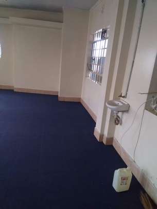 Classy wall to wall carpet.. image 1