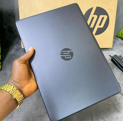Hp Notebook 15 Core I7 8Gb Ram 256GB Ssd +1TB Hdd touch image 2