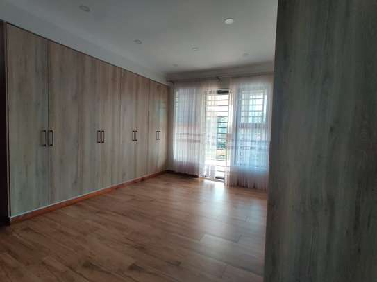 4 Bed Townhouse with En Suite in Kiambu Road image 8