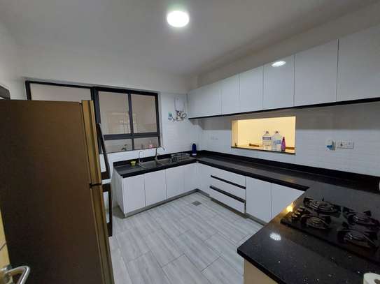 3 Bed Apartment with En Suite at Othaya Road image 5