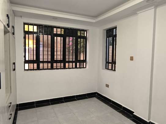 7 Bed Townhouse with En Suite at Kenyatta Road image 15