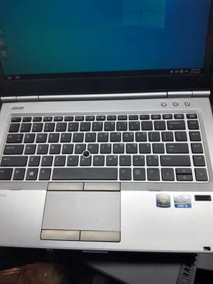 hp 8460 laptops on offer image 3
