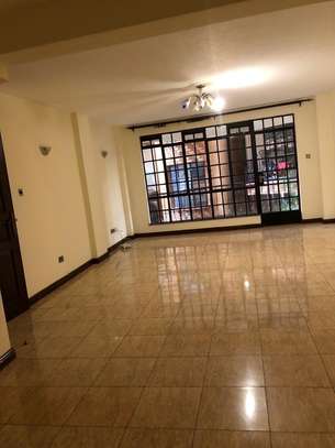 3 Bed Apartment with En Suite in Upper Hill image 15