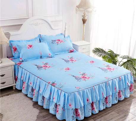 Bedskirts/ bed covers image 5