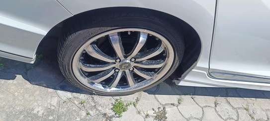 Honda Grace hybrid white 2018 Fully loaded image 5