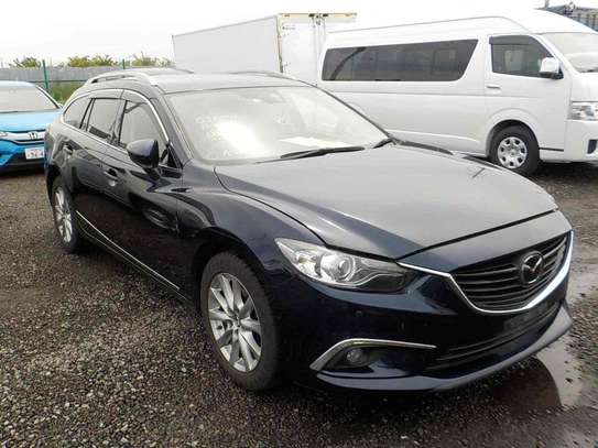 Mazda Atenza image 8