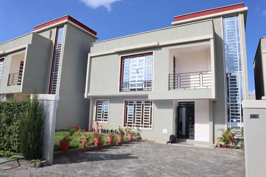 3 Bed Villa with En Suite in Kitengela image 13