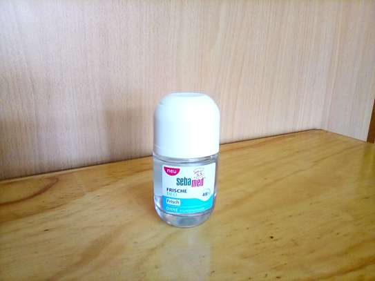 Roll On - Deodrant SebaMed Fresh Scent - Made in Germany image 1