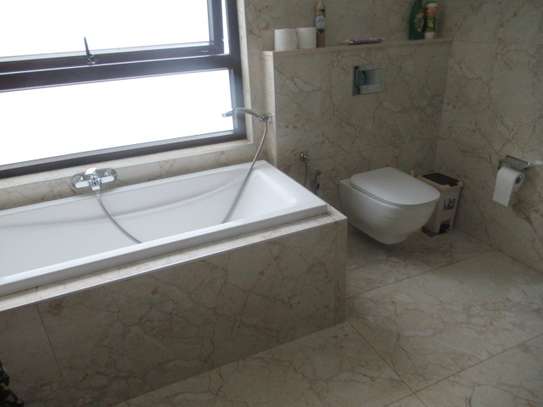 4 Bed Villa with En Suite at Peponi Rd image 4