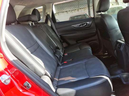 Nissan X-trail red 7seater 2016 image 3