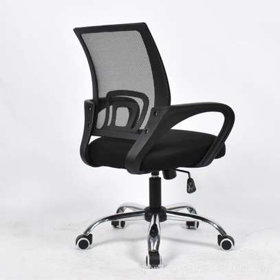 Mid-Back Ergonomic Mesh Office Chair image 4