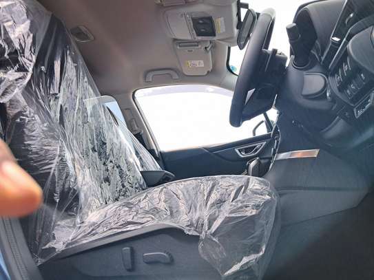 SUBARU FORESTER NEW SHAPE image 6