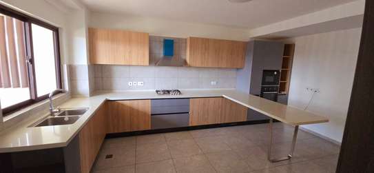 3 Bed Apartment with En Suite at Kileleshwa image 10