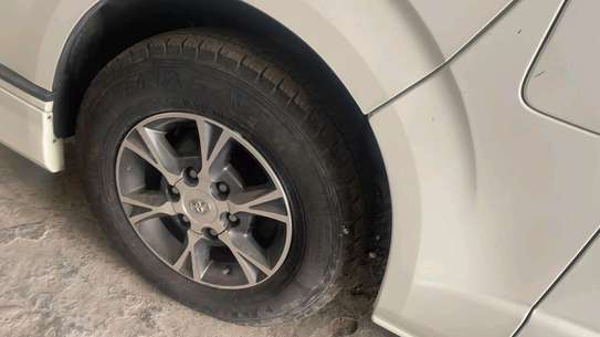 TOYOTA HIACE 7L 2019MODEL AUTO DIESEL image 9