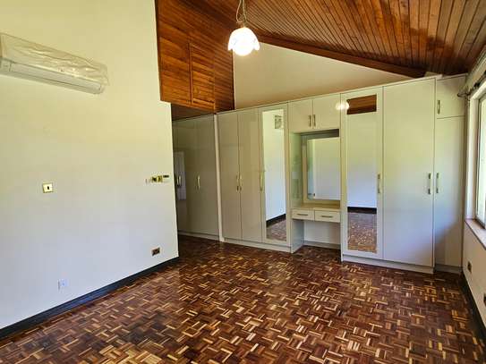 5 Bed House with En Suite at Loresho image 5