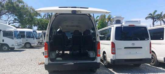 TOYOTA HIACE COMMUTER 18 SEATER.. image 5