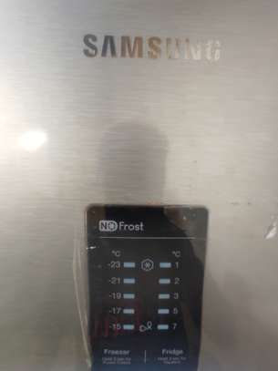 Samsung Smart fridge. image 4