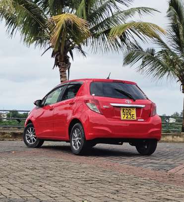 Toyota vitz KDD image 4