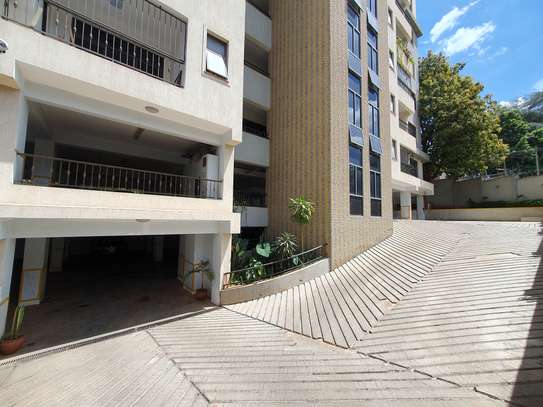 3 Bed Apartment with En Suite in Parklands image 14