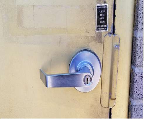 Key cutting/ locksmith services Nairobi,Kenya. image 11