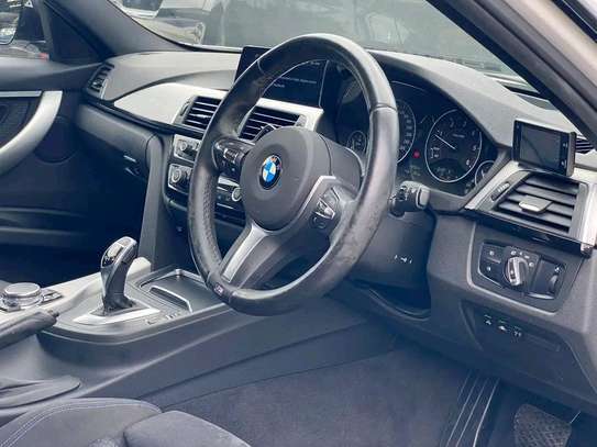 BMW 320d 2016 IM Sport white image 7