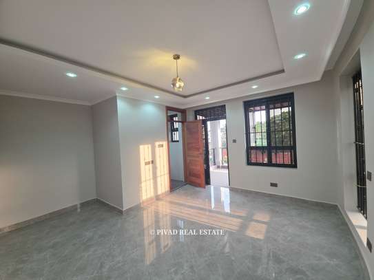 5 Bed House with Garden in Kiambu Road image 8