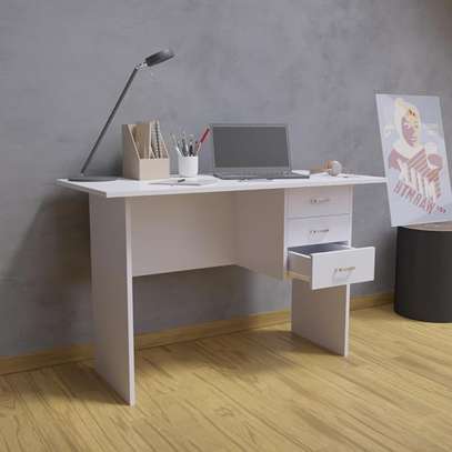 White Standard Home/Office Desk image 1