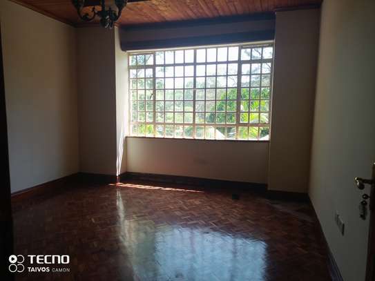 5 Bed Villa with En Suite at Kitusuru Rd image 12