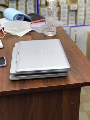 HP EliteBook Revolve 810 G3 image 1