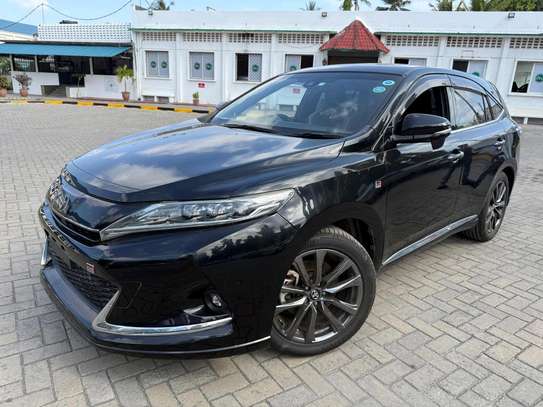 Toyota Harrier  GR Black SUV Alloy Wheels Tinted 2019 image 10