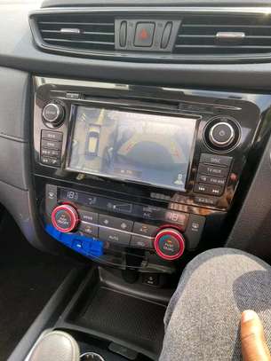 Nissan X-Trail Black sunroof 2018 4x4 image 7