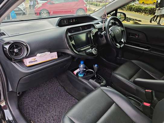 2018 TOYOTA AQUA HYBRID, FULL LEATHER UPHOLSTERY image 6